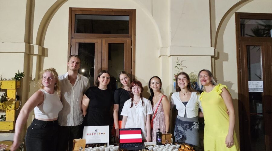 b7a17972-4872-41f8-8480-478badb5ee67